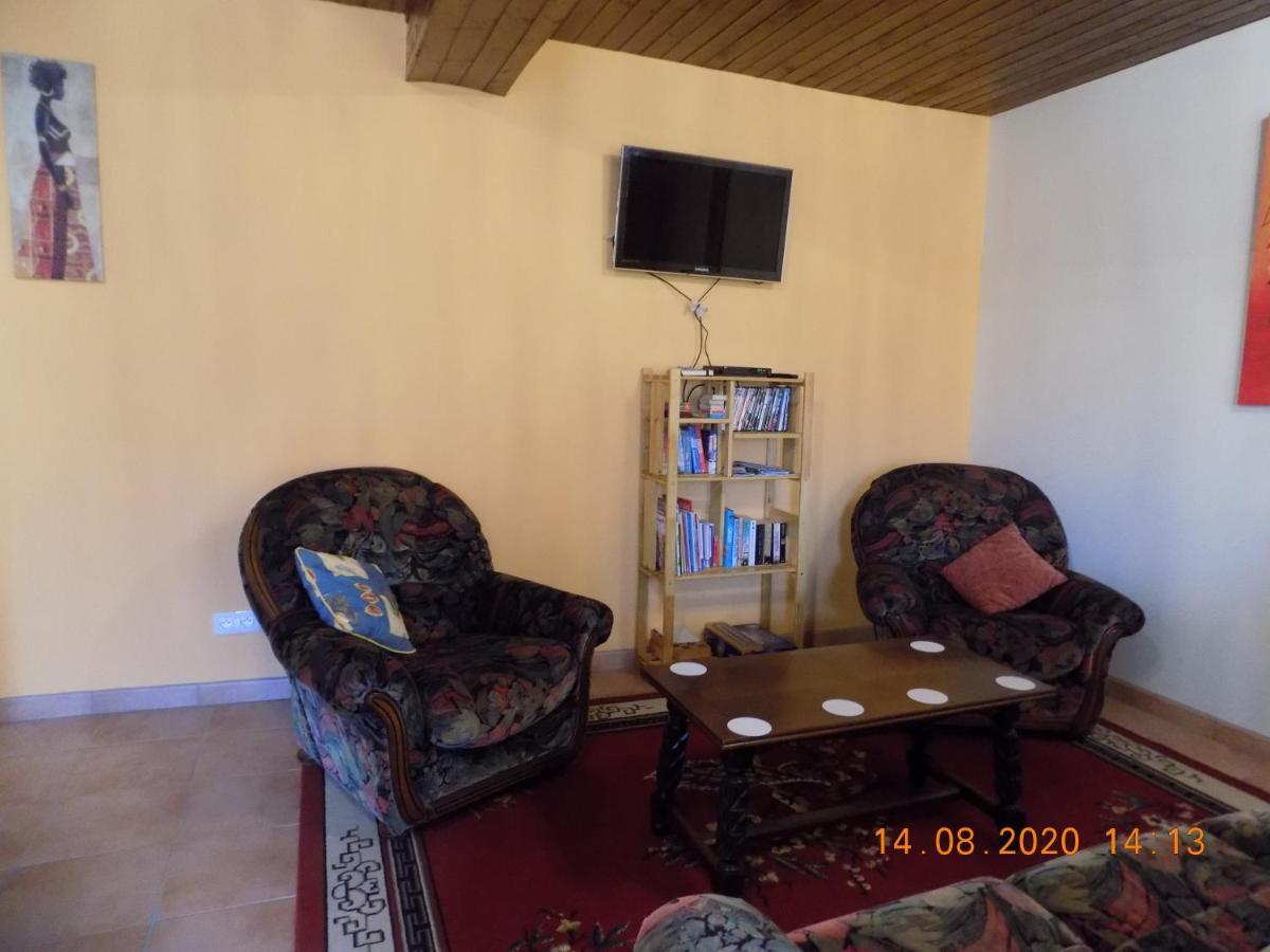 Holiday home Les Papillons